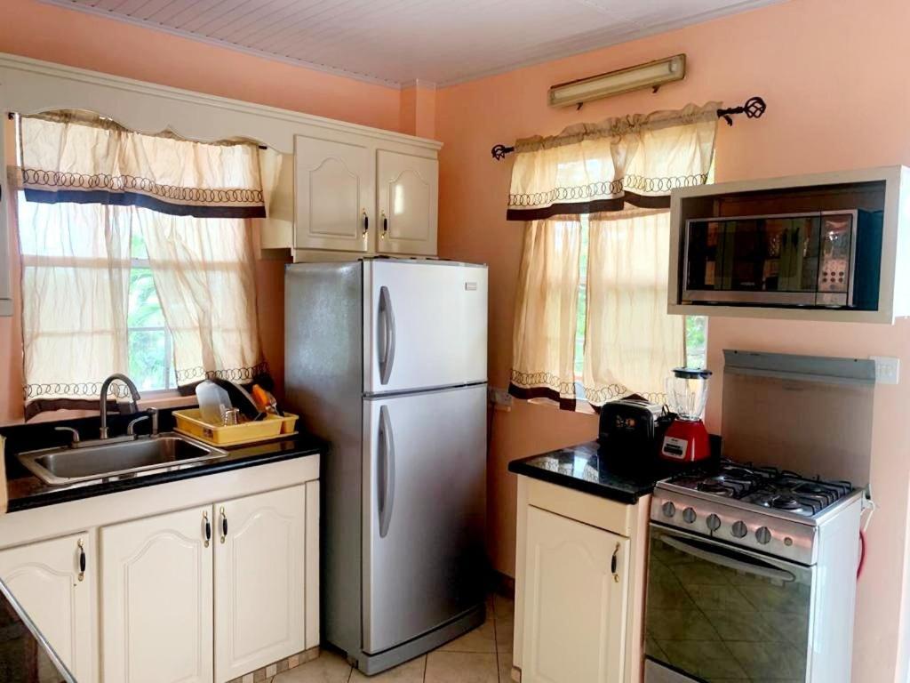 Anne Marie Villas Castries Extérieur photo